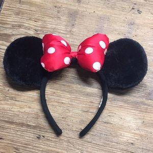 Disney mini mouse ears